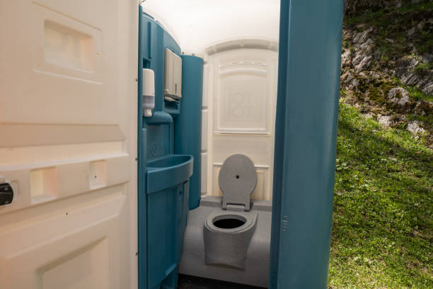 Portable Restroom Setup and Delivery in Durant, MS